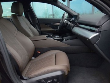 BMW Seria 5 G90-91 Touring 2.0 520d 197KM 2025 BMW Seria 5 520d xDrive Sedan 2.0 Diesel 197KM, zdjęcie 25