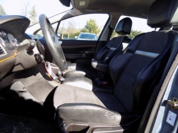 Peugeot 307 II Hatchback 2.0 16V 140KM 2005 Peugeot 307 BIALOLEKA 2.0 Benzyna LPG (140 KM), 2005r. prod. KOMIS TYSI, zdjęcie 6