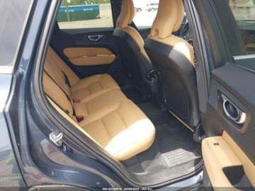 Volvo XC60 II 2022 Volvo XC 60 B5 Inscription 2022 2.0l 2.0 Benzyna 247KM, zdjęcie 12