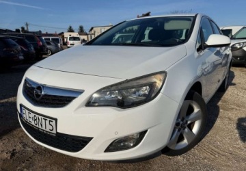 Opel Astra J Hatchback 5d 1.4 Turbo ECOTEC 140KM 2011 Opel Astra Opel Astra 1.4 Turbo ecoFLEX StartStop 1.4 Benzyna 140KM, zdjęcie 23