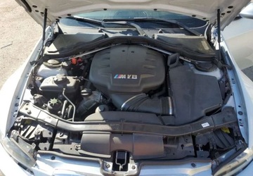 BMW Seria 3 E90-91-92-93 M3 Limuzyna E90 4.0 V8 420KM 2011 BMW M3 Auta z USA - Zapytaj o wiecej ofert 4.0 Benzyna 420KM, zdjęcie 1
