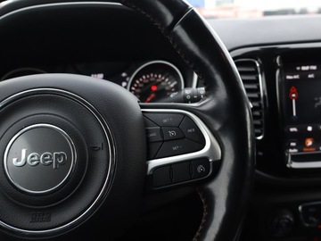Jeep Compass II SUV 1.4 Multiair 170KM 2019 Jeep Compass 1.4 MultiAir, Salon Polska, zdjęcie 16