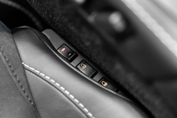 Aston Martin 2012 Aston Martin V8 Vantage Krajowy. 1 właściciel, zdjęcie 33