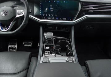 Volkswagen Touareg III 2025 Volkswagen Touareg 3.0 TFSI eHybrid R 340KW PHEV 4MOTION Tiptronic Hak Hea, zdjęcie 17