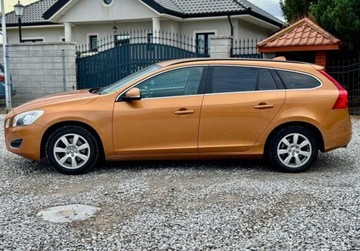 Volvo V60 I Kombi 2.0 D3 163KM 2010 Volvo V60 D3 5cyl 163KM Automat bixenon polskory PDC Navi 2.0 Diesel, zdjęcie 4