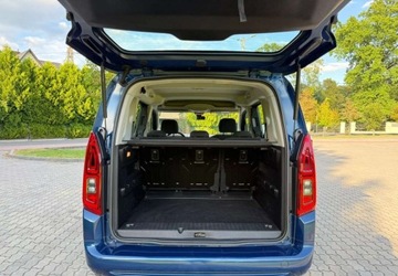 Opel Combo E Kombivan 1.2 Turbo 110KM 2020 Opel Combo Opel Combo 1.2 Turbo StartStop Innovation 1.2 Benzyna 110KM, zdjęcie 24