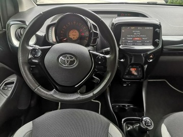 Toyota Aygo II Hatchback 5d 1.0 VVT-i 69KM 2014 Toyota Aygo 1.0 VVT-i 70KM # Klima # Kamera #, zdjęcie 15