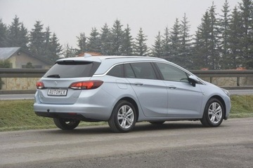 Opel Astra K Sports Tourer 1.6 CDTI 110KM 2017 Opel Astra 1.6CDTI doinwestowany bezwypadkowy, zdjęcie 9