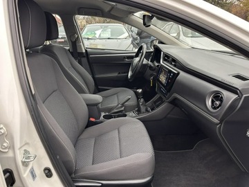 Toyota Corolla XI Sedan Facelifting 1,6 Valvematic 132KM 2017 Toyota Corolla 1.6 benzyna/Biała perła/Kamera, zdjęcie 17