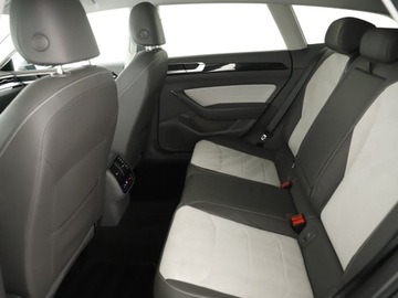 Volkswagen Arteon Fastback Facelifting 2.0 TDI SCR 150KM 2021 Volkswagen Arteon Shooting Brake OLEJ GRATIS | El., zdjęcie 15