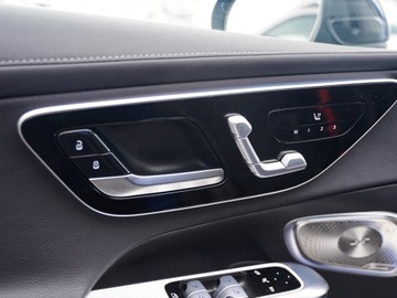 Mercedes GLC C254/X254 SUV 2.0 300d 269KM 2025 MERCEDES-BENZ GLC 300 d 4-Matic AMG Line 2.0 (269KM) 2025, zdjęcie 17