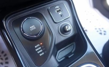 Jeep Compass II SUV 2.0 MJD 140KM 2018 Jeep Compass 2.0MultiJet 140KM 4x4 Automat LIMITED Biksenon NAVI Zero koro, zdjęcie 22