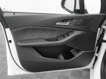 BMW Seria 2 G42-U06 Active Tourer 1.5 218i 136KM 2022 BMW 218 WND0889C#218i Ambient K.cof NAVI Podgrz.f, zdjęcie 8