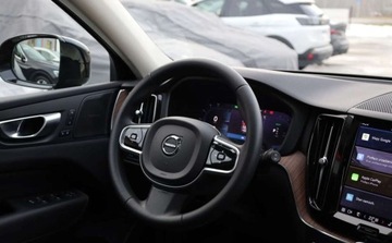 Volvo XC60 II 2023 Volvo XC 60 Volvo XC 60 T6 AWD Plug-In Hybrid R-Design 2.0 Hybryda Plug-in, zdjęcie 18