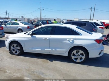 Audi A3 8Y 2024 Audi a3 Premium 40 Tfsi Quattro S Tronic 2024 2.0l 2.0 Benzyna 201KM, zdjęcie 2