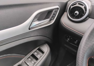 MG ZS I 2023 MG ZS I rej 07.2024r. 1.5 Benzyna. Uszkodzony. Poobijany. Jezdzi. 1.5, zdjęcie 10