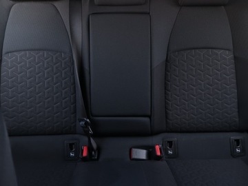 Toyota Corolla XII 2020 Toyota Corolla 2.0 Hybrid, Salon Polska, zdjęcie 9