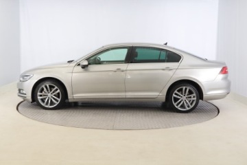 Volkswagen Passat B8 Limousine 2.0 TDI 150KM 2015 VW Passat 2.0 TDI, Salon Polska, 1. Właściciel, zdjęcie 2