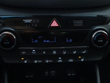 Hyundai Tucson III SUV 1.7 CRDi 141KM 2017 Hyundai Tucson 1.7 CRDi, Automat, Navi, Klima, zdjęcie 12