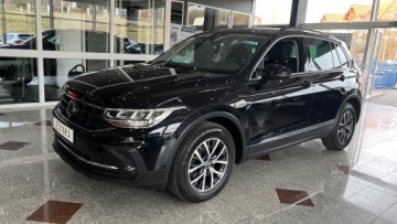 Volkswagen Tiguan II SUV Facelifting 2.0 TDI 150KM 2022 Volkswagen Tiguan Kamera Nawigacja Full LED Elektryczna klapa MOZLIWA ZAMI