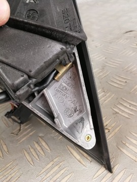 3B0857933B ZRCÁTKO LEVÉ ELEKTRICKÉ VW PASSAT B5 FACELIFT 00-05 EVROPA 6 7 PIN