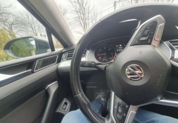 Volkswagen Passat B8 Variant 2.0 TDI BlueMotion SCR 150KM 2019 Volkswagen Passat Volkswagen Passat 2.0 TDI SCR DSG Business 2.0 Diesel, zdjęcie 15