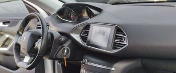 Peugeot 308 II 2014 Peugeot 308 1.6 HDI 120 kM Klima Nawigacja Temp LED Bluetooth Serwis GWARA, zdjęcie 3