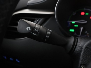 Toyota C-HR I Crossover 1.8 Hybrid 122KM 2018 Toyota C-HR klima auto grzane fotele kamera i, zdjęcie 31