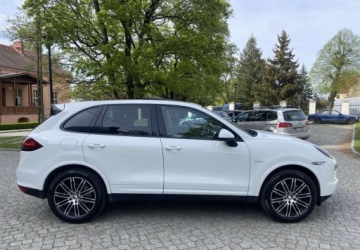 Porsche Cayenne II SUV 3.0 Diesel 245KM 2012 Porsche Cayenne II Diesel 3.0 Diesel 245KM, zdjęcie 3
