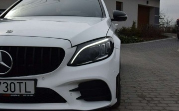 Mercedes Klasa C W205 2019 Mercedes-Benz Klasa C 2.0B AMG 265KM Navi Kamera Aktywne wydechy 123 TYS KM, zdjęcie 3