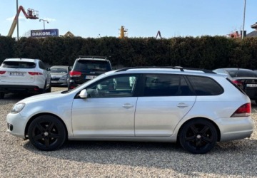 Volkswagen Golf VI Variant 1.6 TDI-CR DPF BlueMotion 105KM 2011 Volkswagen Golf Wersja Comfortline 1.6 Diesel 105KM, zdjęcie 2