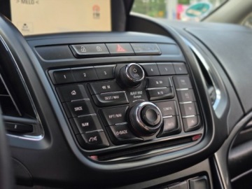 Opel Zafira C Tourer 1.4 Turbo ECOTEC 140KM 2016 Opel Zafira Opel Zafira 1.8b Automat 140KM 7-Foteli 1.4 Benzyna 140KM, zdjęcie 19