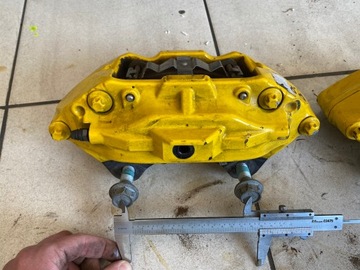 Corvette C7 Тормозные суппорты ЗАМЕНА суппорта BREMBO