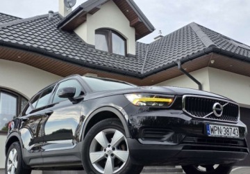 Volvo XC40 Crossover 1.5 T3 156KM 2018 Volvo XC 40 Czarne VOLVO XC40 1.5T Ful Led Alu Navi Grz.kier Kamera 1.5