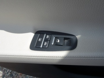 BMW Seria 5 F10-F11 Gran Turismo 530d 245KM 2011 BMW 530 xDrive GT, zdjęcie 14