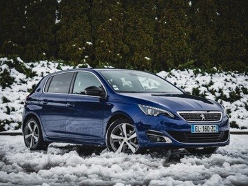 Peugeot 308 II Hatchback 5d 1.2 PureTech 130KM 2017 Peugeot 308 GT Line Transport w cenie, zdjęcie 4