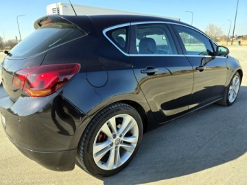 Opel Astra J Hatchback 5d 2.0 CDTI ECOTEC 160KM 2011 OPEL ASTRA J 2.0 CDTI 160KM „COSMO” – FULL OPCJA – SUPER STAN - OKAZJA!, zdjęcie 36