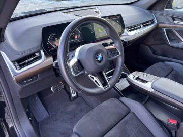 BMW X1 U11 Crossover 1.5 18i 136KM 2024 BMW X1 BMW x1 18i sDrive mPakiet, Salon PL, pakiet, zdjęcie 9