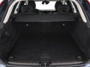 Volvo XC60 II 2020 Volvo XC 60 FV23% mHEV 4x4 full LED navi klima, zdjęcie 19