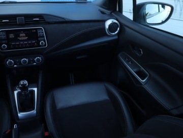Nissan Micra V 1.0 DIG-T 117KM 2019 Nissan Micra 1.0 DIG-T, Salon Polska, Skóra, zdjęcie 7