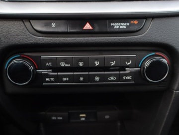 Kia Ceed III Kombi Facelifting 1.5 T-GDI 160KM 2022 Kia Ceed 1.5 T-GDI, Salon Polska, Serwis ASO, zdjęcie 12