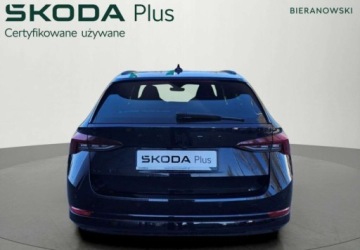 Skoda Octavia IV Liftback 1.5 TSI EVO 150KM 2023 Skoda Octavia Czarna Perla - Sportowe fotele - Top LED Matrix - ACC 210 km, zdjęcie 5