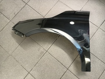 FIAT 500 - BŁOTNIK LEWY PRZÓD CZARNY LEKKO USZK LIFT