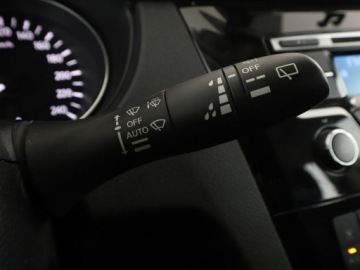 Nissan Qashqai II Crossover 1.6 DIG-T 163KM 2017 Nissan Qashqai klima auto grzane fotele czujniki, zdjęcie 28