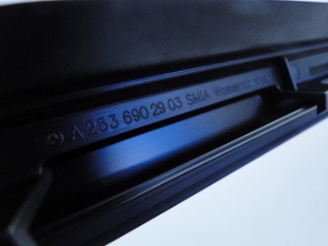 MERCEDES GLC 253 X253 НАКЛАДКА ОКНА ЛЕВАЯ A2536902903