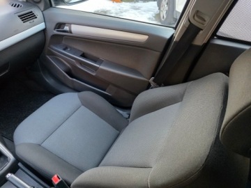 Opel Astra H Kombi 1.6 Twinport ECOTEC 105KM 2005 Opel Astra H 1,6 105 KM Klima Komputer Super Stan, zdjęcie 20