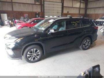 Toyota Highlander III 2022 Toyota Highlander 2022 Toyota Highlander XLE AWD (Natl) 3.5 Benzyna 295KM, zdjęcie 1