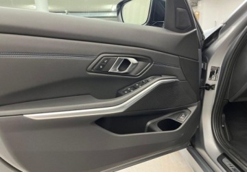 BMW Seria 3 G20-G21 Limuzyna Facelifting 2.0 330i 245KM 2024 BMW Seria 3 330i xDrive, M Pro, Individual, Gwarancja fabryczna, Faktura 23, zdjęcie 15