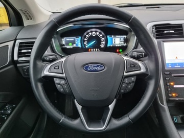 Ford Mondeo V Kombi Facelifting 2.0 Hybrid 187KM 2019 FORD MONDEO 2.0 Hybrid Titanium FULL LED Panorama Skóra Mały Przebieg, zdjęcie 35