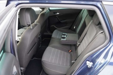 Opel Insignia I Sports Tourer 2.0 CDTI ECOTEC 160KM 2010 Opel Insignia Duza-Navi XenonLED Parktronic Tempomat Multifunkcja Klimatro, zdjęcie 6